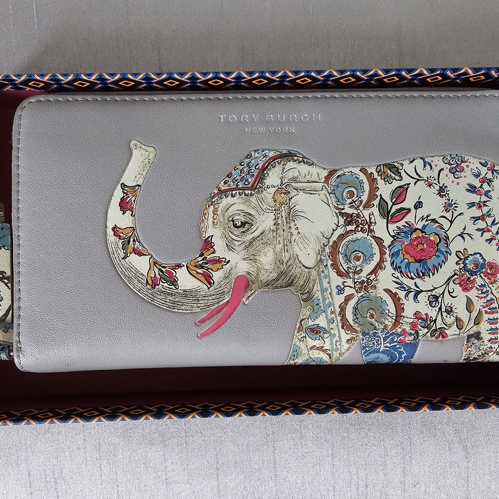 Tory Burch Limited Edition Elephant wallet